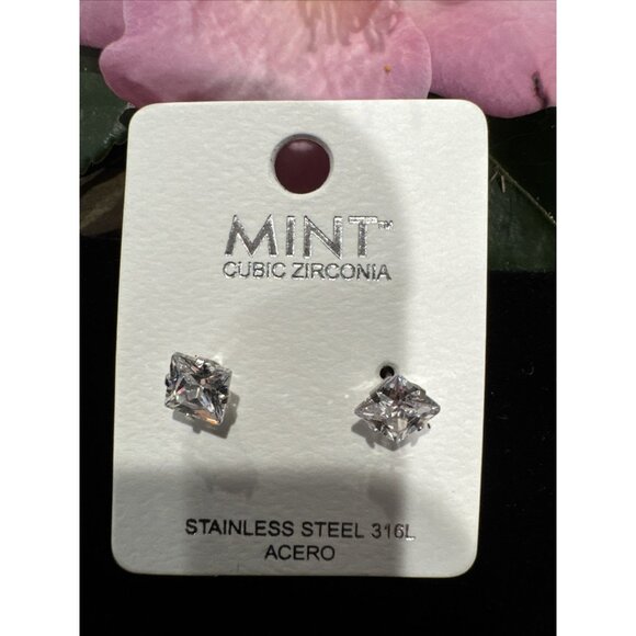 Stainless Steel Square CZ Earrings 316L Silvertone Studs NEW W Gift Bag - Picture 1 of 6